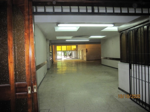 Local (Ex Salón de Fiestas) en Alquiler en Villa Ortuzar