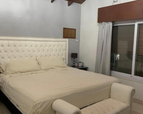 Casa · 250m² · 6 Ambientes · 2 Cocheras