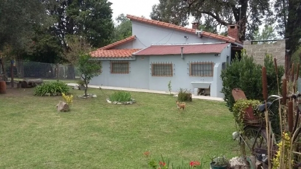 Dueño Vende Casa Con Departamento Y Pileta