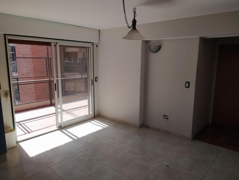 Dueño Alquila Semipiso Frente Al Parque Sarmiento - Córdoba 