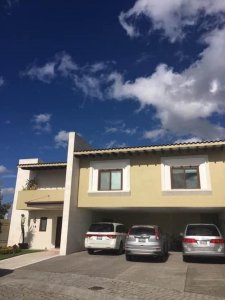 Se Vende Extraordinaria Residencia en Querétaro, Extraordinaria Oferta