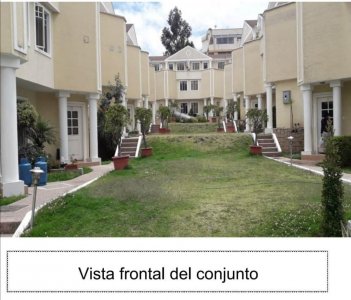 Hermosa Casa! de Tres Plantas, Sector Exclusivo Ponceano