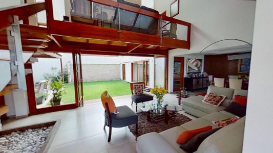 Cumbaya Hermosa Casa en Conjunto Sector Primavera