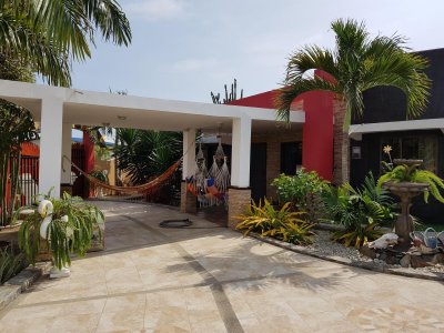 Casa de Estila Rustico en Urbanizacion del Mirador San Jose