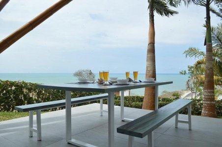 Casa Bali en Punta Don Juan, Jama