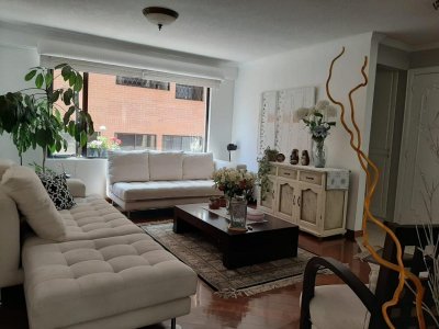Hermoso Departamento de 3 Dorm. 2 Parqueaderos y Bodega Grande