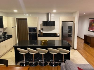 Espectacular Departamento en Sector Quito Tenis
