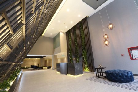 Departamento Frente Al Centro Comercial El Bosque, Edificio Foresta 9no Piso.