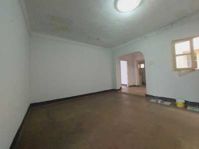 Para Inversión: Venta 2do Piso + Aires a Remodelar a Espalda de Saenz Peña