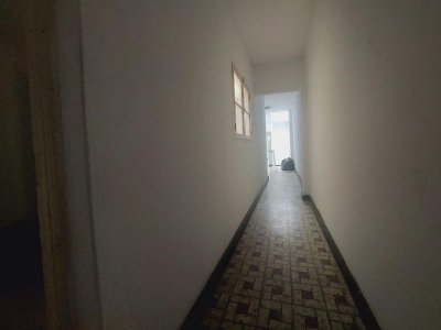 Para Inversión: Venta 2do Piso + Aires a Remodelar a Espalda de Saenz Peña