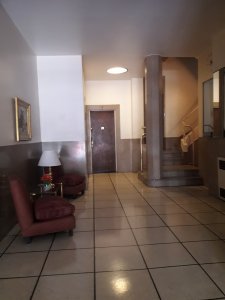 Excelente semipiso contrafrente dueño directo