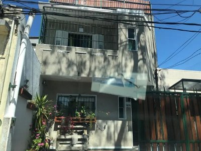 CASA 3 DORMITORIOS 2 BAÑOS ESTACIONAMIENTO AZOTEA PARRILLERO