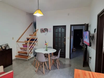 Hermosa azotea con barbacoa 2 dormitorios 2 baños, garaje.