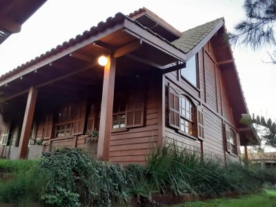 DUEÑO VENDE CASA FRENTE AL MAR 3Dorm! 700mts- 290mts construidos