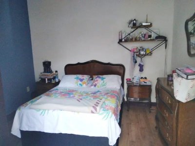 CASA CON GARAGE EN PUEBLO VICTORIA - cerca del paso molino y la teja