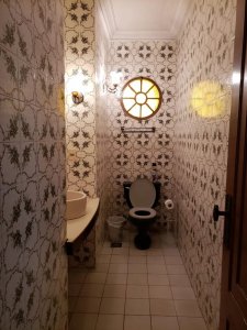 CASA MUY GRANDE U OFICINA