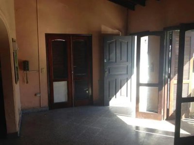 Invierta en una inmejorable Ubicación - Zona Residencial!!!