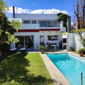 Casa Pocitos Nuevo Sobre Luis A. De Herrera Piscina, Parrillero
