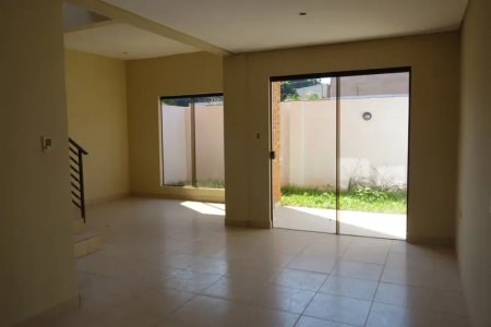 Duplex Villa Elisa - cerca Asuncion, Lambaré