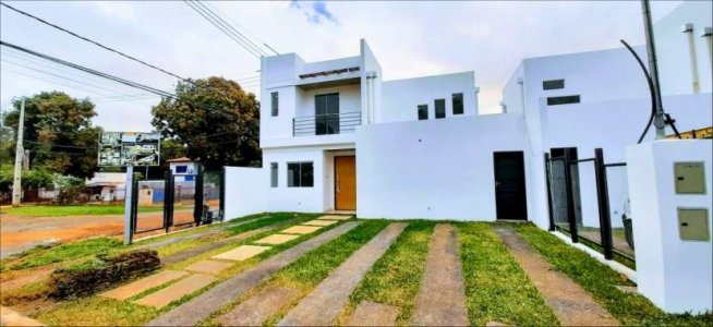 Casa a estrenar en Barrio Cerrado en Luque