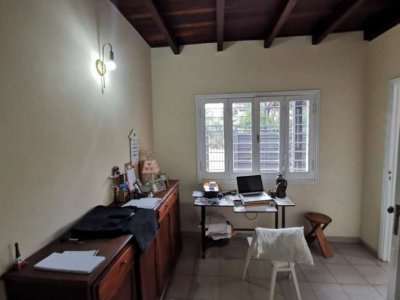 Casa en Fernando de la Mora zona Norte