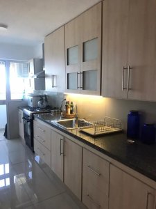 Piso alto, U$S 220000, EXCELENTE VISTA AL MAR.