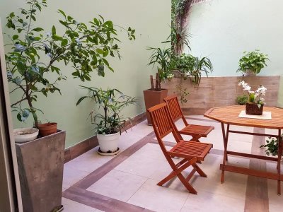 Villa Biarritz, frente al parque, con terraza exclusiva, 3 dorm. y 2 baños