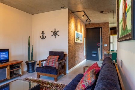 Apartamento com 2 Quartos e 2 banheiros à Venda, 70 m²