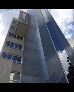 Apartamento com 3 Quartos e 3 banheiros à Venda, 90 m²