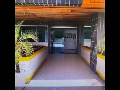 Apartamento com 3 Quartos e 2 banheiros à Venda, 105 m²