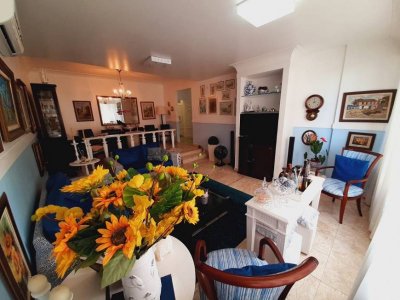 Apartamento com 3 Quartos e 3 banheiros à Venda, 167 m²