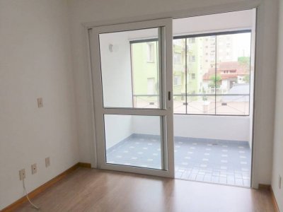 Apartamento com 3 Quartos e 2 banheiros à Venda, 84 m²