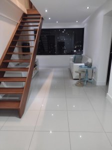 Linda Cobertura Com Piscina E Condomínio Com Excelente Custo