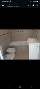 Depto.2 ambientes, cochera cubierta,ascensor.terraza,parrillas,landry, balcón. Conexión lavarropas.