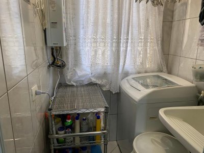 Apartamento Mobiliado A Uma Quadra Do Batel