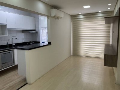 Apartamento com 1 Quarto e 1 banheiro à Venda, 51 m²