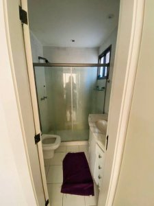 Apartamento com 4 Quartos e 5 banheiros à Venda, 180 m²