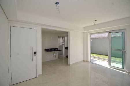 Apartamento com 2 Quartos e 2 banheiros à Venda, 121 m²