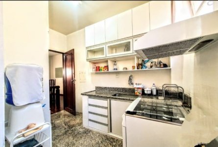 Apartamento com 3 Quartos e 2 banheiros à Venda, 90 m²