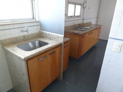 Apartamento com 1 Quarto e 2 banheiros à Venda, 65 m²