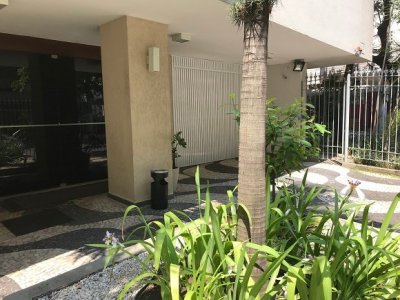 Apartamento com 3 Quartos e 2 banheiros à Venda, 100 m²
