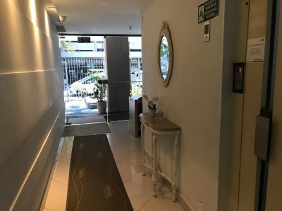 Apartamento com 3 Quartos e 2 banheiros à Venda, 100 m²