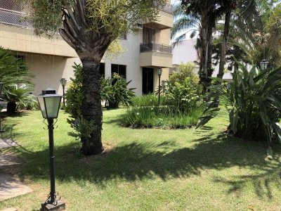 Apartamento com 3 Quartos e 3 banheiros à Venda, 129 m²