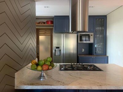 Apartamento com 3 Quartos e 3 banheiros à Venda, 128 m²