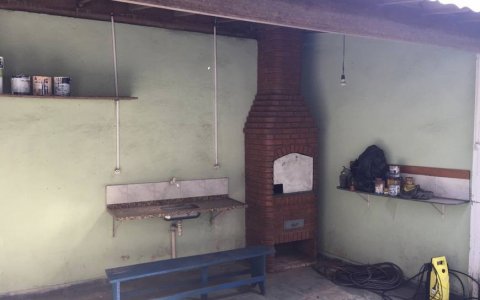 Sobrado com 4 Quartos e 3 banheiros à Venda, 200 m²