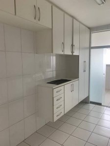 Apartamento com 3 Quartos e 4 banheiros à Venda, 115 m²