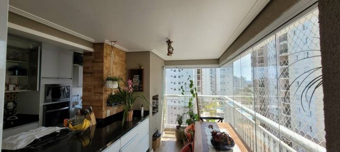 Apartamento com 2 Quartos e 2 banheiros à Venda, 72 m²