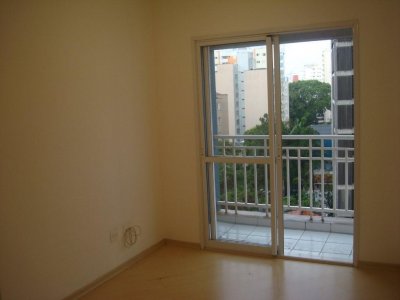 Lindo Apto Reformado, Rua Bela Cintra, 2 Quartos