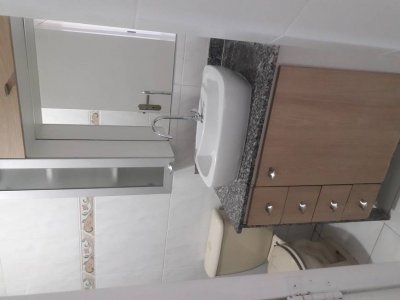Apartamento com 3 Quartos e 3 banheiros à Venda, 100 m²