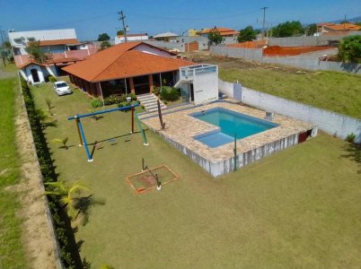 Fazenda/Sítio com 2 Quartos e 3 banheiros à Venda, 248 m²